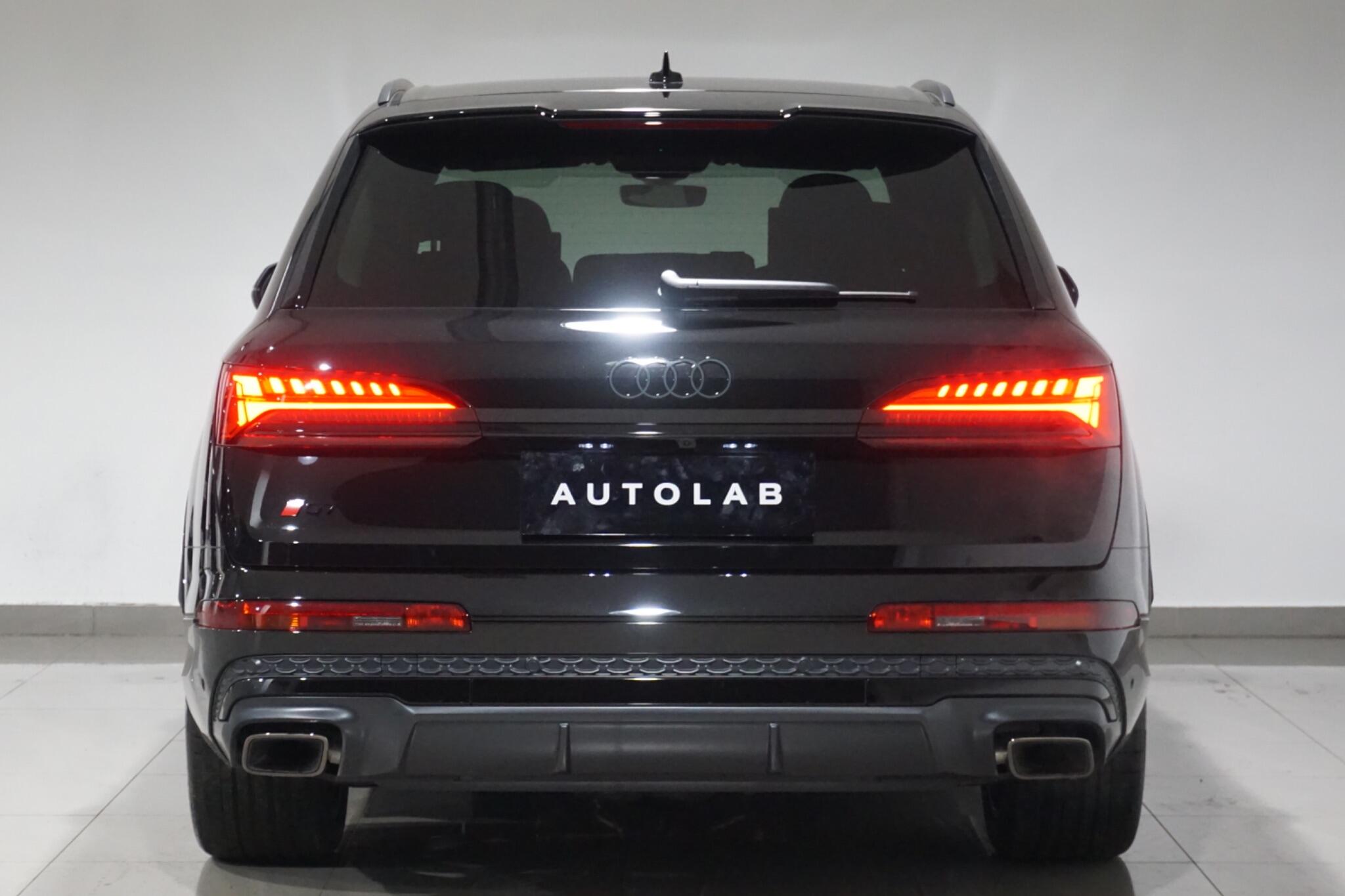 Audi Q7 3.0 TFSI V6 55 Black Edition SUV 5dr Petrol Tiptronic quattro Euro 6 (s/s) (340 ps)